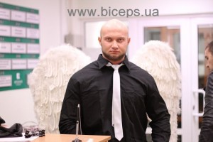 Известный в СНГ персональный тренер Юрий Спасокукоцкий снялся в рекламе страховой компании