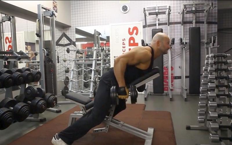 Упражнения для мышц спины и крыльев